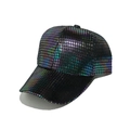 Detalle del patrón de pata de gallo láser iridiscente en el terciopelo de la gorra - Negro
