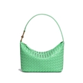 Borsa hobo intrecciata in pelle verde menta con tracolla e dettagli in ottone - Verde Sirena