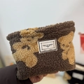 Braune Teddy-Fleece Kosmetiktasche mit Bären-Design und Time to Party Etikett - Brauner Bär