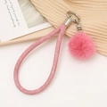 Porte-clés pompon en peluche rose avec lanière tressée et attaches en métal - Rose