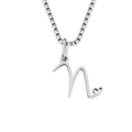 Collier minimaliste en acier inoxydable avec pendentif lettre N et détail cœur argenté - Style Lettre N / Couleur Acier