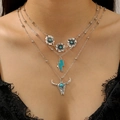 Boheemse gelaagde kettingset met turquoise bloem, bliksem en een stierenschedel-hanger - Bliksem Stierenkop Ketting (A-434) / Antiek Zilver