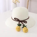 Cappello di paglia crema per bambini con fiocco marrone e graziosi ciondoli ananas - Taglia Bambini 54cm Circonferenza Testa (4-9 Anni) / Cappello Bianco Sporco
