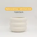 Maceta pequeña de cerámica blanca tipo dónut con textura ondulada y drenaje - 12*9.5cm / Bizcocho Pequeño - Con Agujero