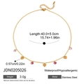 Dettaglio della perla di cristallo rosa e pendente cuore dorato su collana in acciaio inox - Acciaio inossidabile/Zirconia / Stile Pendente a Cuore (JDN0205026)