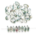 Detalle de cuentas de vidrio iridiscente de 8x17mm con agujero vertical para joyas DIY - Rosa Rojo Verde