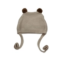Winterse gebreide babymuts met pompons en oorflappen, beige wollen thermische muts - 5-24 Maanden (44-48cm) / Beige
