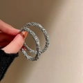 Boucles d'oreilles anneaux géantes argentées avec pavé de cristaux étincelants - Grande Créole Strass Argent (64#)