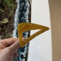 Elegant amber triangle hair claw clip in resin with a translucent finish for women - 8cm / Autumn Yellow