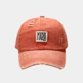 Detalle de gorra béisbol naranja lavada con bordes desgastados y parche Maria vintage - Ajustable / Naranja