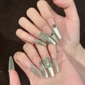 Mintgrüne Cat-Eye-Nägel zum Aufkleben mit quadratischem Edelstein und Schmetterling - XS / 1068-Lange Spitze Form