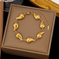 Gouden roestvrijstalen armband met druppelvormige schakels op een juwelendoos - Waterdruppel (2188) / Goud