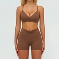 Ensemble de yoga marron chocolat pour femme avec short croisé en V et brassière - S / Soutien-gorge 9313-1 + Short 9313 — Café Jiao Cha