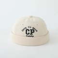 Detail van de corduroy muts zonder rand met zwart borduurwerk voor peuters - 52cm (2-5 Jaar) / CP Letter - Crème Wit