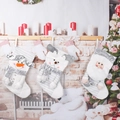 Calze di Natale in maglia bianca con Babbo Natale, renna e pupazzo di neve in rilievo 3D - Babbo Natale / Argento