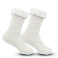 Detail weißer Strick-Hausschuhsocken mit weichem Fleecebesatz und warmem Thermofutter - Einheitsgröße / Zopfmuster Weiß