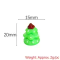 Miniatur Weihnachtsbaum Harz Zubehör in Grün mit weißen Punkten 15x20mm groß - Weihnachtsbaum Grün