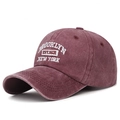 Gorra de béisbol vintage color burdeos lavado con bordado Brooklyn EST. 1631 - Ajustable / Burdeos
