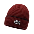 Gorro de punto de invierno en color granate con dobladillo a rayas y parche de moda - Talla única / Rojo