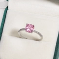 Elegant silver ring with a cushion-cut pink gemstone and micro-pave zircon accents - Pink Cushion Cut Gemstone Micro-Pavé Style (白金色9)