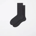 Dunkelgraue gestrickte Socken mit Rippenstruktur für Damen und Herren im Casual-Stil - Erzgrau