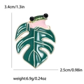 Vintage Emaille Frosch Brosche mit Monstera Blatt und goldfarbenen Details - Rosa (MM-BR-2572)