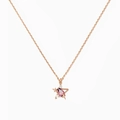 Dettaglio della collana in oro rosa 18K con gemma viola a pera e motivi a forma di stella - Oro Rosa (XL00302)