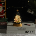 Detailansicht der Weihnachtsbaum-Leuchte mit goldenem Sockel und Glitzereffekt - Weihnachtsbaum Grün Kinder