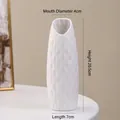 Modern white ceramic vase with wave texture, size 20.5cm height and 7cm width - Lianyi (21cm)