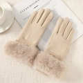 Beige winter thermal gloves with thick faux fur cuffs and golden fashion metal charm - Gold Label De-Velvet / Off White