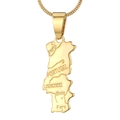 Dettaglio della collana con ciondolo mappa del Portogallo placcata oro 18K e nomi di città - Ciondolo Singolo Portogallo