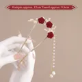 Elegant U-shaped gold hair fork with red fabric roses, pearls and long tassels - Leaf Pearl Three Red Flowers - Silver