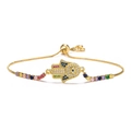 Gros plan détaillé du bracelet main de Fatma plaqué or 18 carats avec oxydes de zirconium - Main de Fatima / 31063