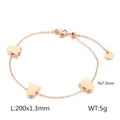 Pulsera de acero inoxidable oro rosa con tres colgantes de tulipanes 3D y cadena fina - Oro Rosa (KB138261-GC)
