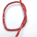 Vista dettagliata delle perle distanziatrici in pietra imperiale rossa per gioielli DIY - 2*4mm/filo circa 130 pezzi / Rosso