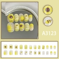 Sunflower and bee themed press-on nails set with 24 pieces in bright yellow and white - Sunflower Bee Glue Style (A3123)