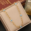 Collier chaîne O en acier inoxydable doré avec cinq charms œil grec sur un écrin - 1# Collier