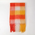 Écharpe en mohair à carreaux orange, jaune et blanc avec détails de franges - Carreaux Orange Jaune Blanc