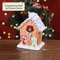 Adorno navideño de casita de jengibre con columnas de caramelo y detalles de nieve - Casa feliz del hombre de jengibre