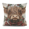 Linnen kussensloop met bruine hooglander koe met rode sjaal in een winters decor - Hooglandkoe met rode sjaal en hulstbessen (02)
