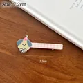 Barrette à cheveux à carreaux rose et blanc avec motif de petit chiot jaune mignon - Chien Oreilles Noires Chapeau d'Anniversaire