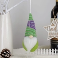 Weihnachtswichtel zum Aufhängen mit grün-lila gestreifter Mütze für den Weihnachtsbaum - Grün Hängend 6-02