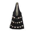 Lässige schwarze Stricktasche mit weißen Herzmustern und integriertem Griff - Schwarz mit weißem Herz - drei Reihen