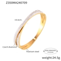 Bracciale incrociato in acciaio al titanio dorato con cristalli di zirconia, 6,2 cm - Oro
