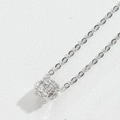 Collana minimalista con pendente a cilindro d'argento e zirconi bianchi scintillanti - Zircone Pieno Cilindrico (Argento)