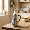 Dispensador de aceite de cerámica pintado a mano con flores y mariposas, 600ml de capacidad - Patrón de Flores y Mariposas
