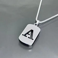 Collana in acciaio al titanio argento lucido con ciondolo a forma di lettera A - Lettera A