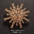 Golden snowflake pearl brooch with crystal rhinestones, sized 4.3cm by 4.3cm - Gold Snowflake (XD9410-2)
