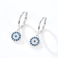Orecchini a cerchio in argento S925 con ciondoli occhio azzurro e dettagli in cristallo - Oro Bianco