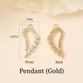 Colgantes de alas metálicas doradas con circonitas blancas y medidas de 18x9mm - 18mm x 9mm / Dorado